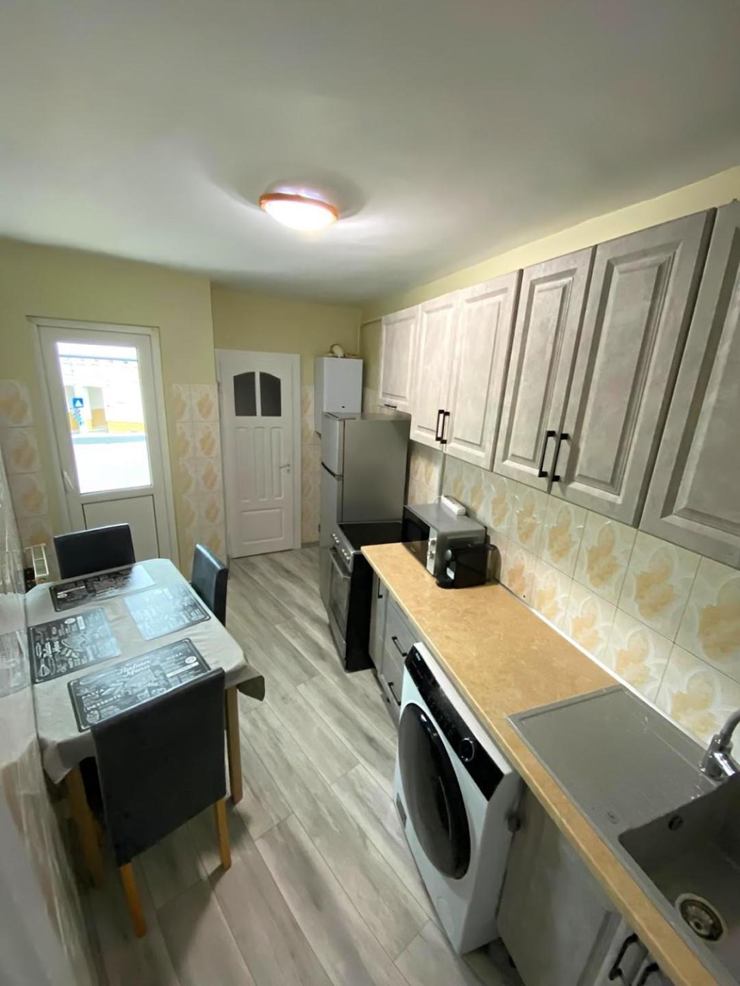 Azur Apartment Сибиу Экстерьер фото